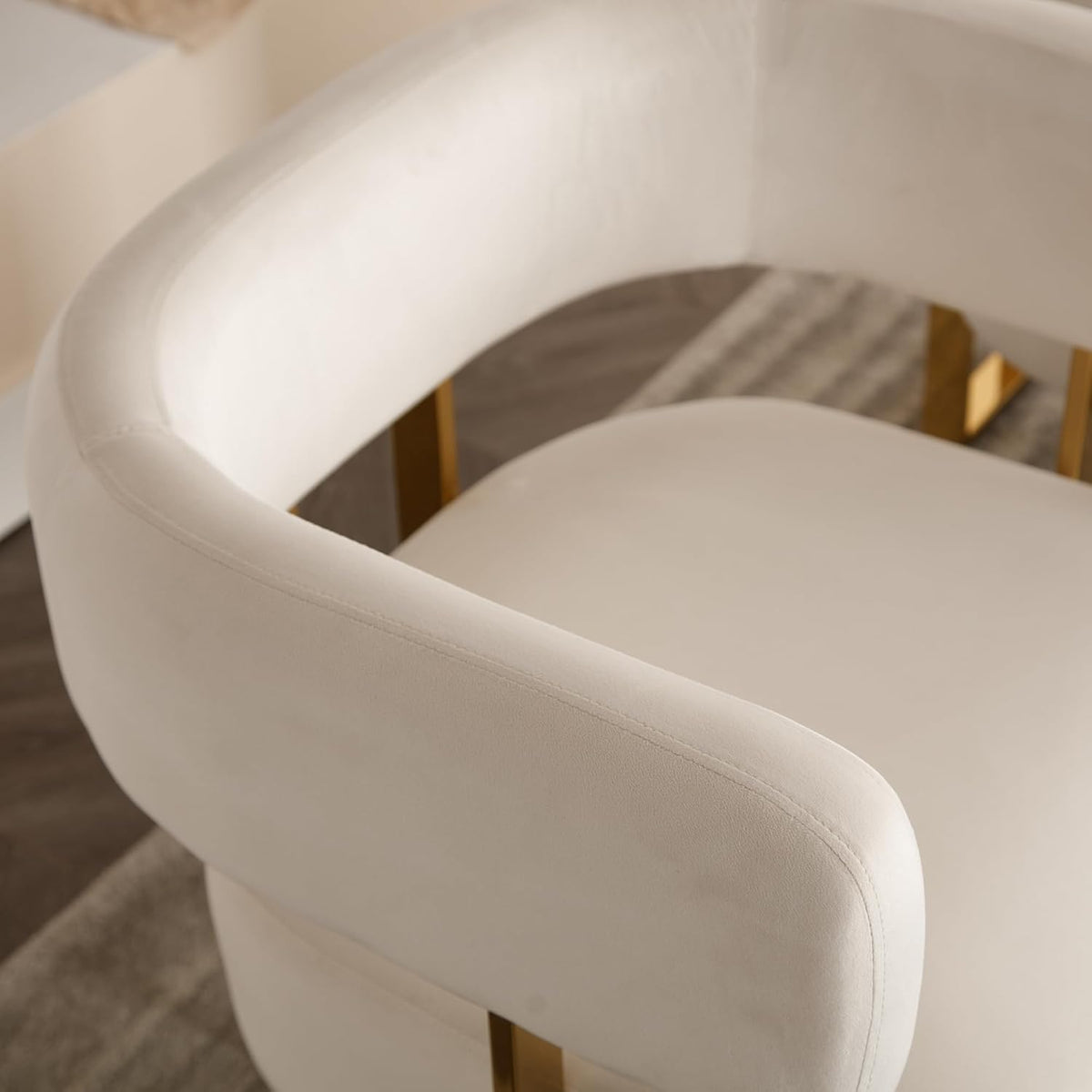 Modern Barrel Accent Chairs Set of 2, Living Room Side Chairs with Golden Metal Legs, Soft Velvet Reading Armchairs for Bedroom, Upholstered Club Chairs for Reception Room/Office, Ivory