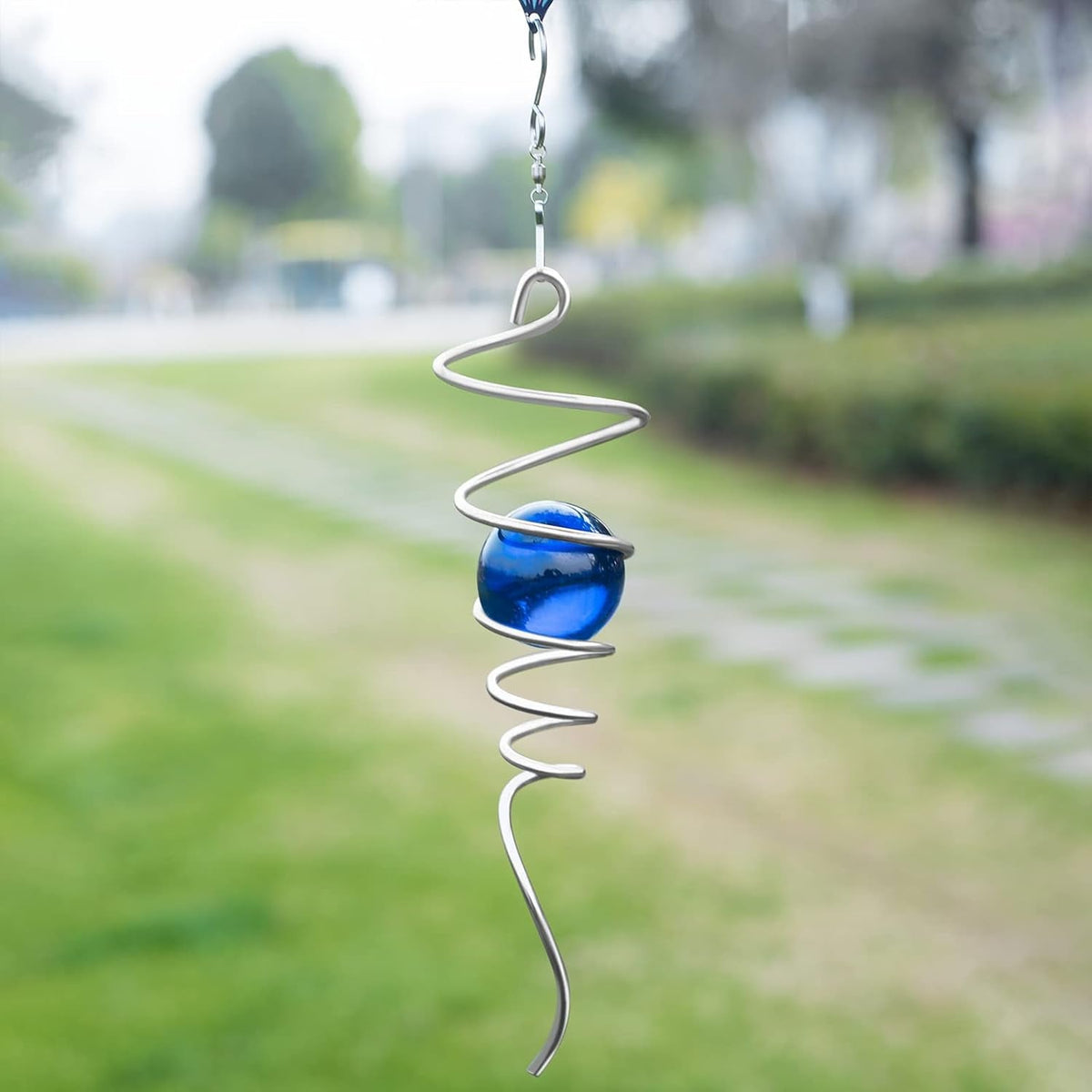 Gazing Ball Spiral Tail Wind Spinner Stabilizer, Garden Decorations Stainless Steel Metal with Hook & Blue Crystal Glass Orb Outdoor Hanging Decor Kinetic Yard 3D Swivel Art Sun Catchers