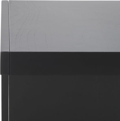 SAFAVIEH Couture Collection - Tawney Black Accent Table, C-Shaped Side Table, Modern Minimalist Design (SFV1317A)