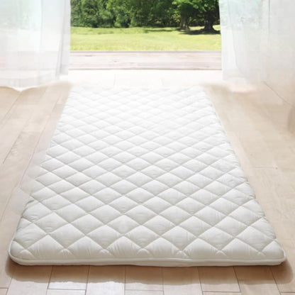 MIINA Japanese Futon Mattress, Made in Japan Twin (39"×78") White, Foldable Floor Lounger Bed Tatami Mat, Roll Up Sleeping Pad, Shikibuton