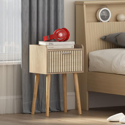 LAATOOREE Nightstand Set of 2, Small Bed Side Table with Fluted Door, End Table with Solid Wood Legs, Mid-Century Bedside Table for Bedroom Small Space